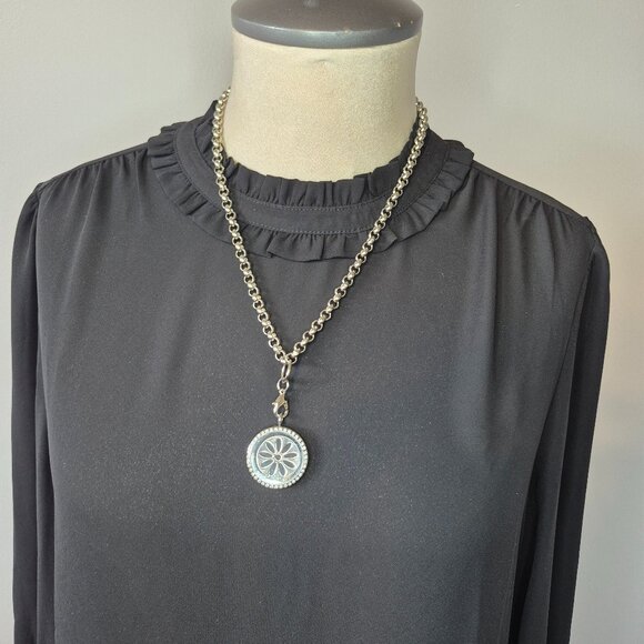 South Hill Designs Silvertone Floating Locket Necklace - Picture 1 of 6